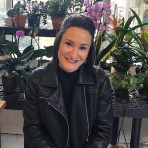 Meet your Posher, Leah